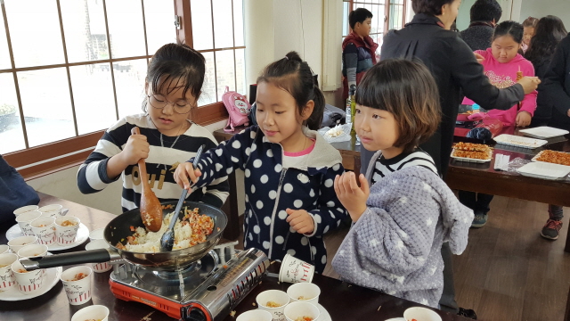 2ed603654d1b091d7f75fa655bc305fc.jpg